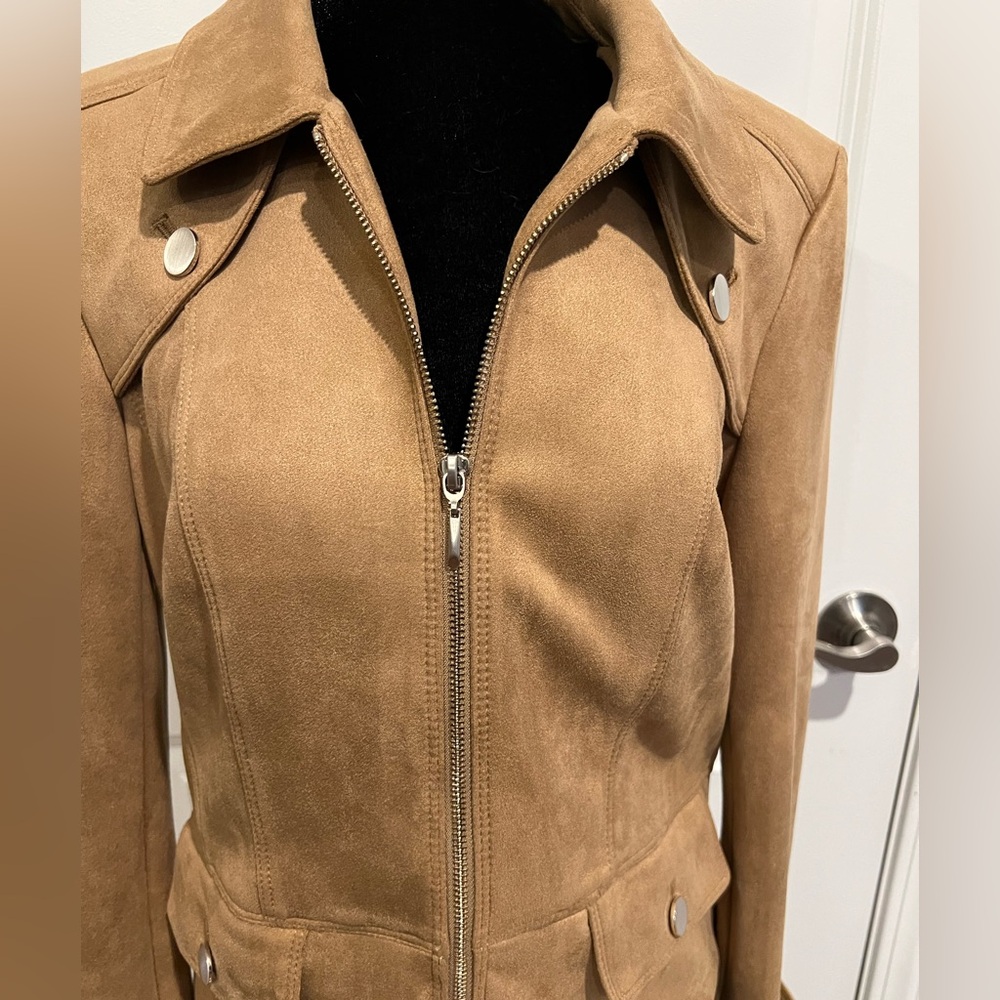 White House Black Market tan faux suede moto jacket tan color - Size Small - Picture 6 of 7